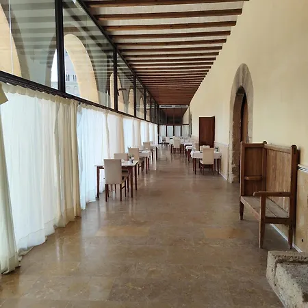 Hotell Hospederia Del Monasterio De Rueda