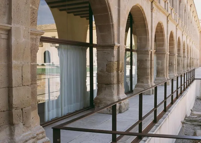 Hotell Hospederia Del Monasterio De Rueda