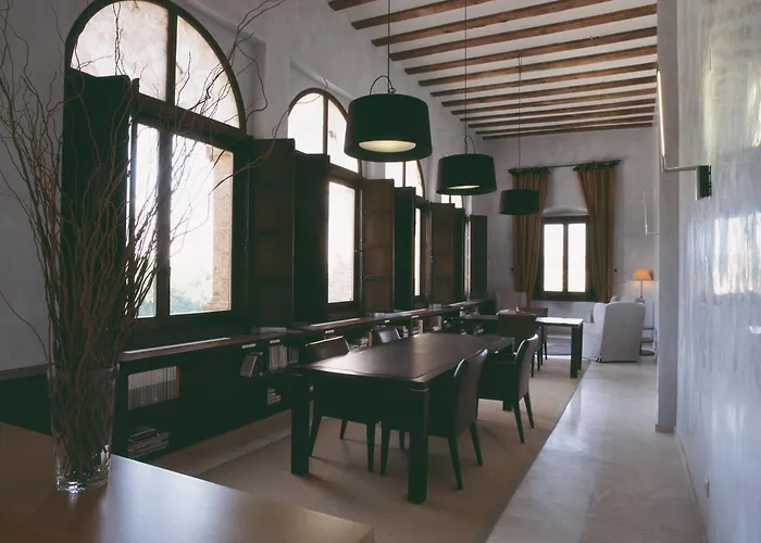 Hospederia Del Monasterio De Rueda