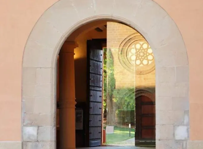 Hospederia Del Monasterio De Rueda 4*