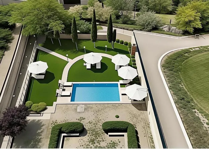 Hotell Hospederia Del Monasterio De Rueda 4*